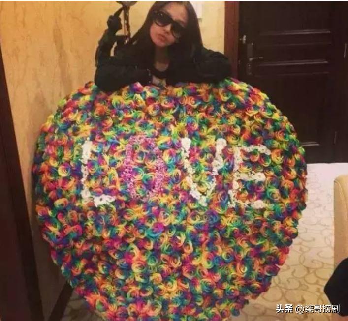 Angelababy34岁生日宴，暴露了娱乐圈“人走茶凉”的真面目！-图3