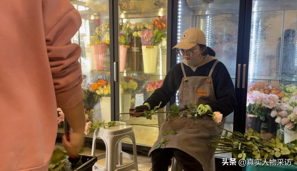 我海归硕士，不堪职场内卷，裸辞30万高薪当花店打工人，重获新生-图3