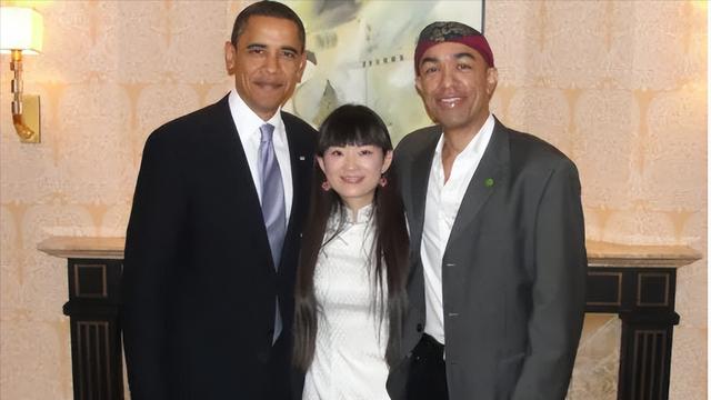 2008年，河南女孩不顾反对嫁给黑人，婚后发现老公是奥巴马亲弟弟-图1